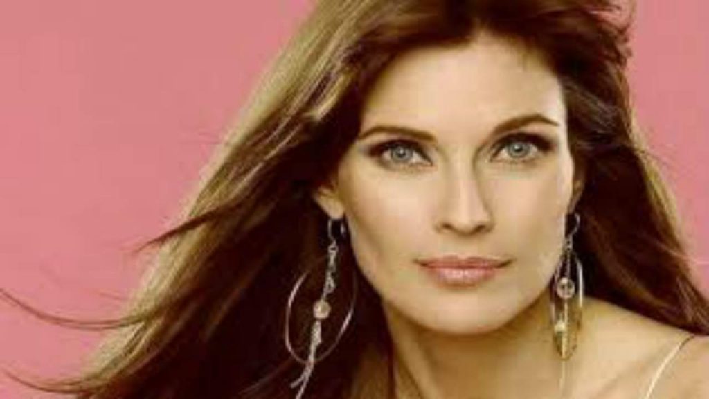 Carol Alt, che fine ha fatto? Eccola oggi a 59 anni [FOTO]