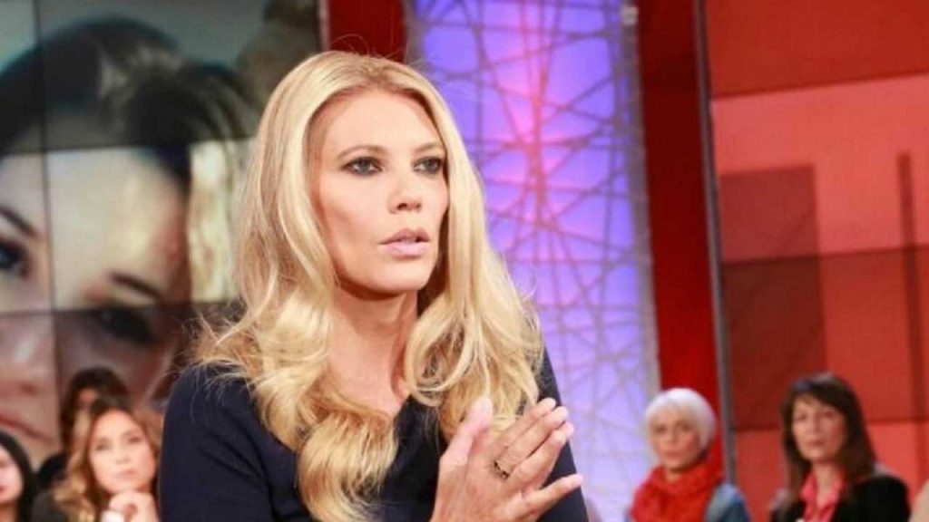 Storie Italiane, Eleonora Daniele sostituita: chi prenderà il suo posto