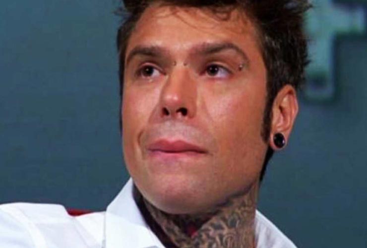 Fedez addolorato per le vittime del Coronavirus