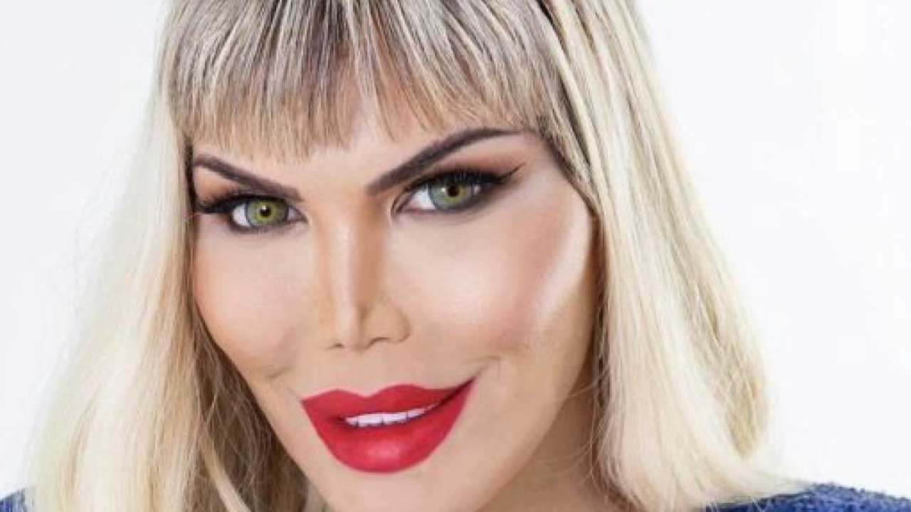 Rodrigo Alves diventa Barbie