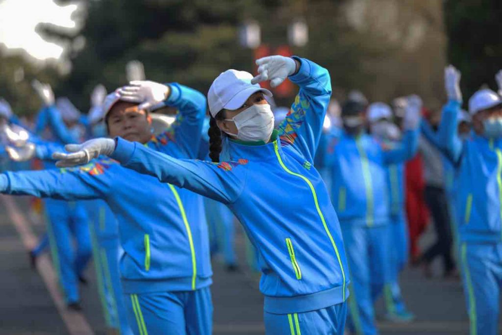 Coronavirus, Cina: nessun decesso, stop alle restrizioni