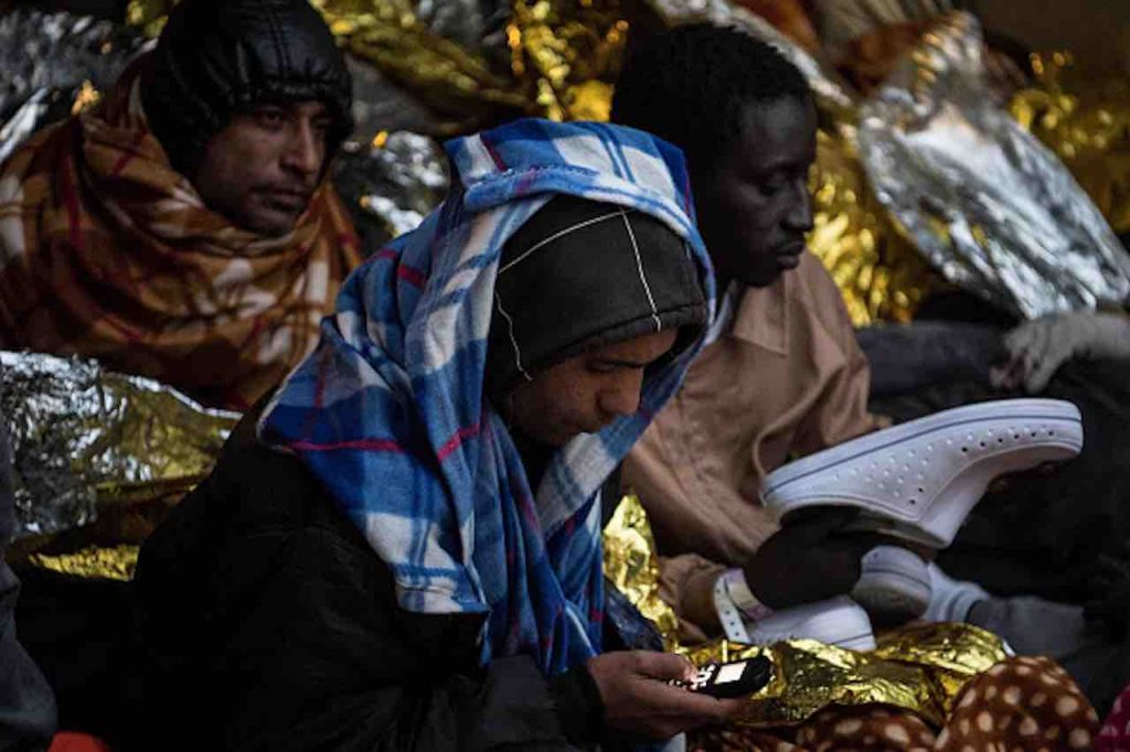 Coronavirus, hotspot Pozzallo: migrante 15enne positivo