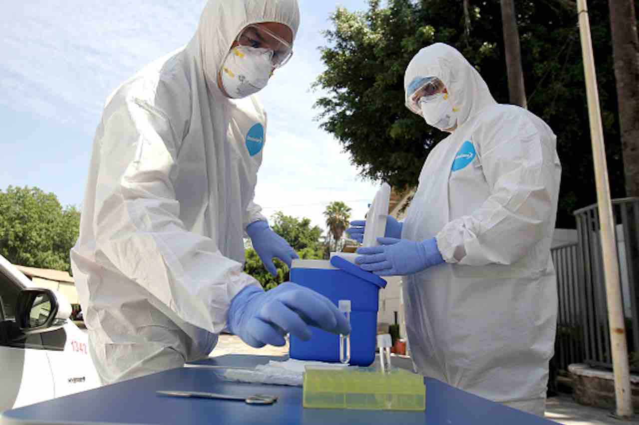 Coronavirus, ricercatori- positivi contagiosi già 2-3 giorni prima dei sintomi (Getty) - meteoweek.com