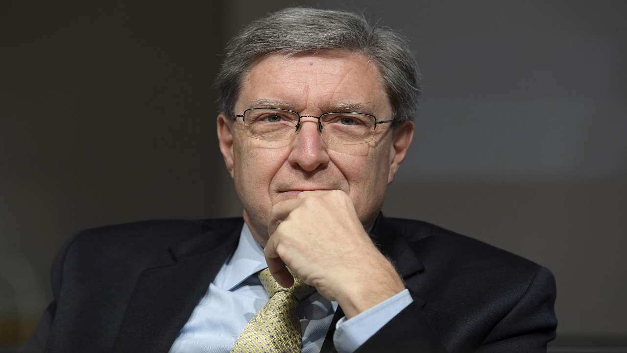 Enrico Giovannini chi è | carriera e vita privata dell'ex presidente ISTAT - meteoweek