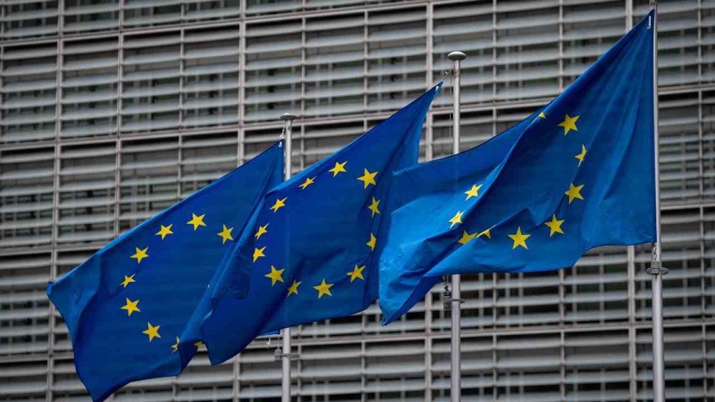 Coronavirus, Conte soddisfatto: l’Europa dice sì al Recovery Fund