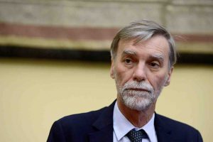 Pd propone contributo di solidarietà a carico di redditi superiori 80mila euro - Graziano Delrio (Getty) - meteoweek.com