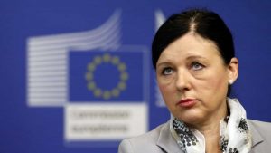 Vera Jourova - ue apre procedura d'infrazione contro Polonia