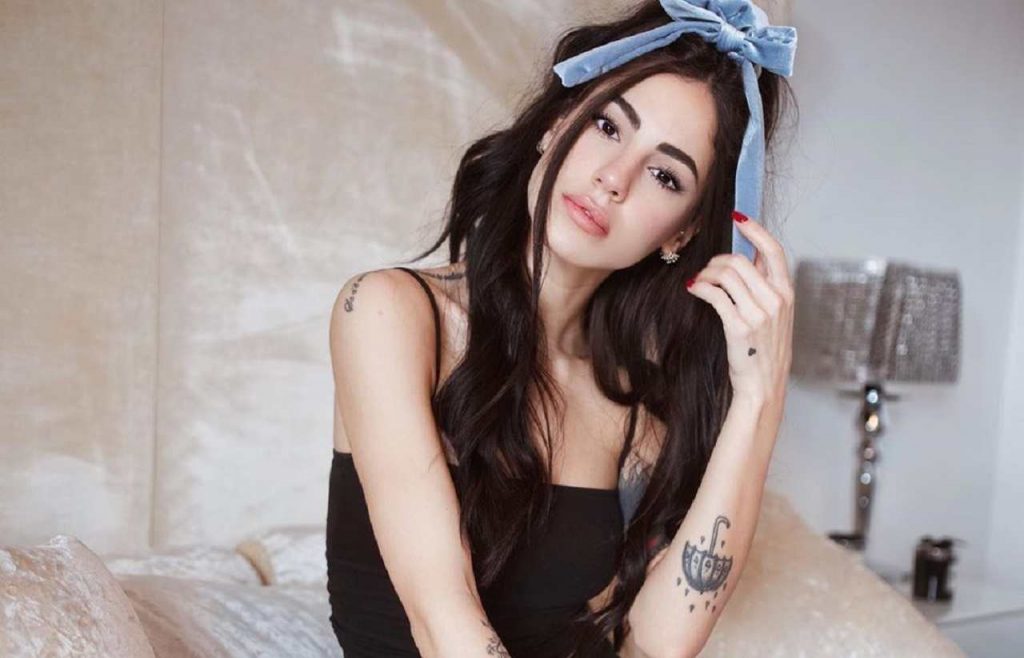 Giulia De Lellis dice addio alla vita da influencer | Andrea Damante scappa con lei