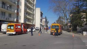 francia attacco con coltello