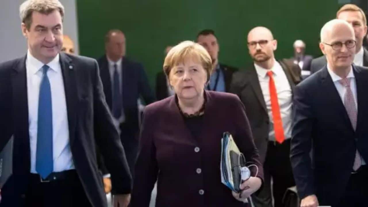 merkel - germania coronavirus - riapertura scuole