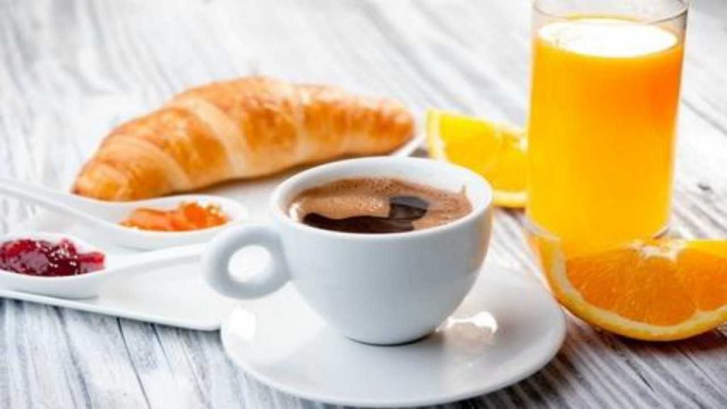 Cosa succede se non si fa colazione al mattino? Ce lo dicono gli esperti!
