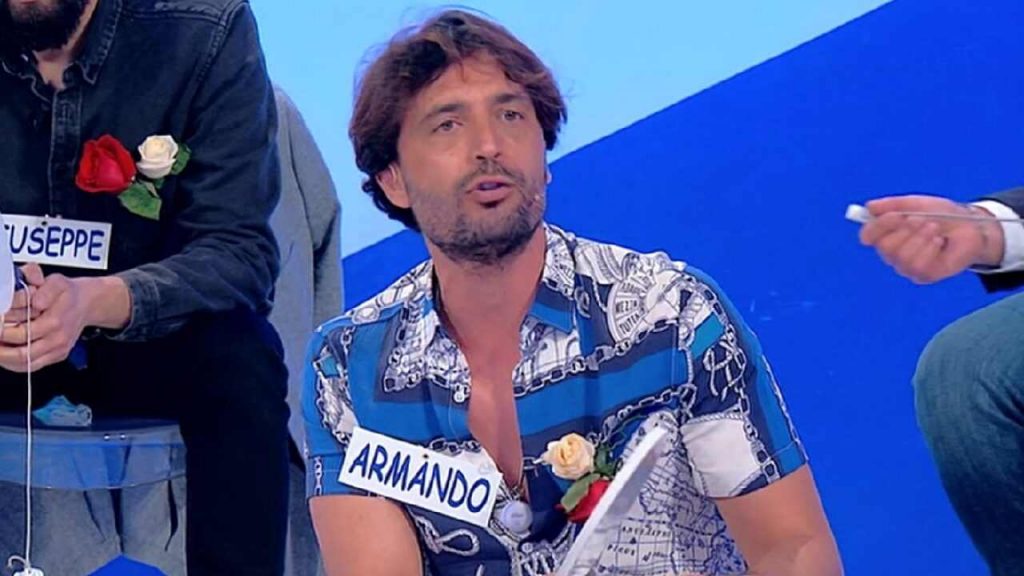 Armando Incarnato risponde per le rime | Capelli al vento per il cavaliere di Uomini e Donne