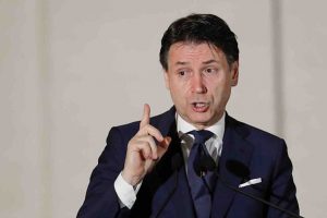 Conte alla Camera- se ognuno farà la sua parte ci rialzeremo da crisi (Getty) - meteoweek.com