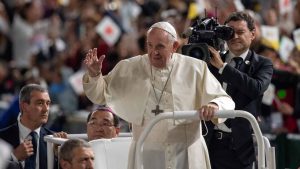 papa regolarizzazione immigrati
