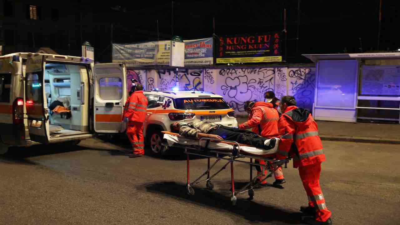 56enne muore a Trevigiano per scontro con recinzione 