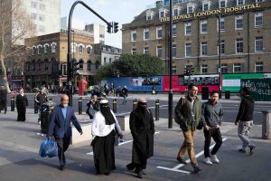 Immigrazione, Gb- avanti la legge che pone fine alla libertà di movimento (Getty) - meteoweek.com