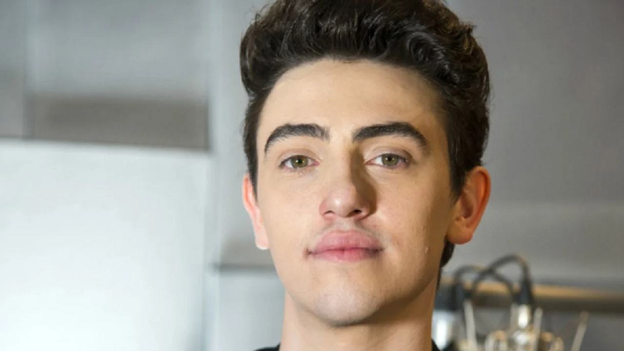 Michele Bravi ad Amici Speciali dopo l'incidente - meteoweek