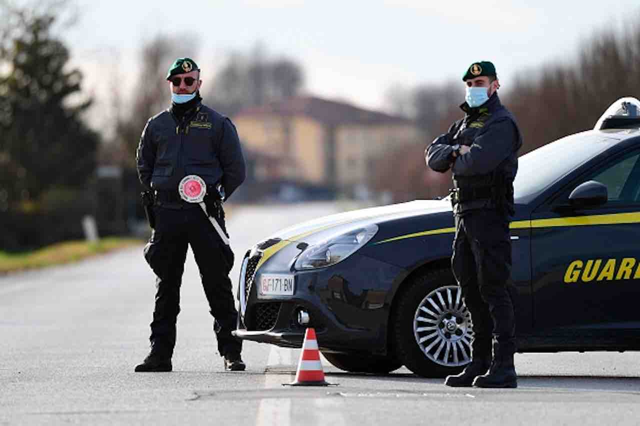 Riciclaggio e truffa in Sicilia- Gdf esegue 6 misure cautelari (Getty) - meteoweek.com