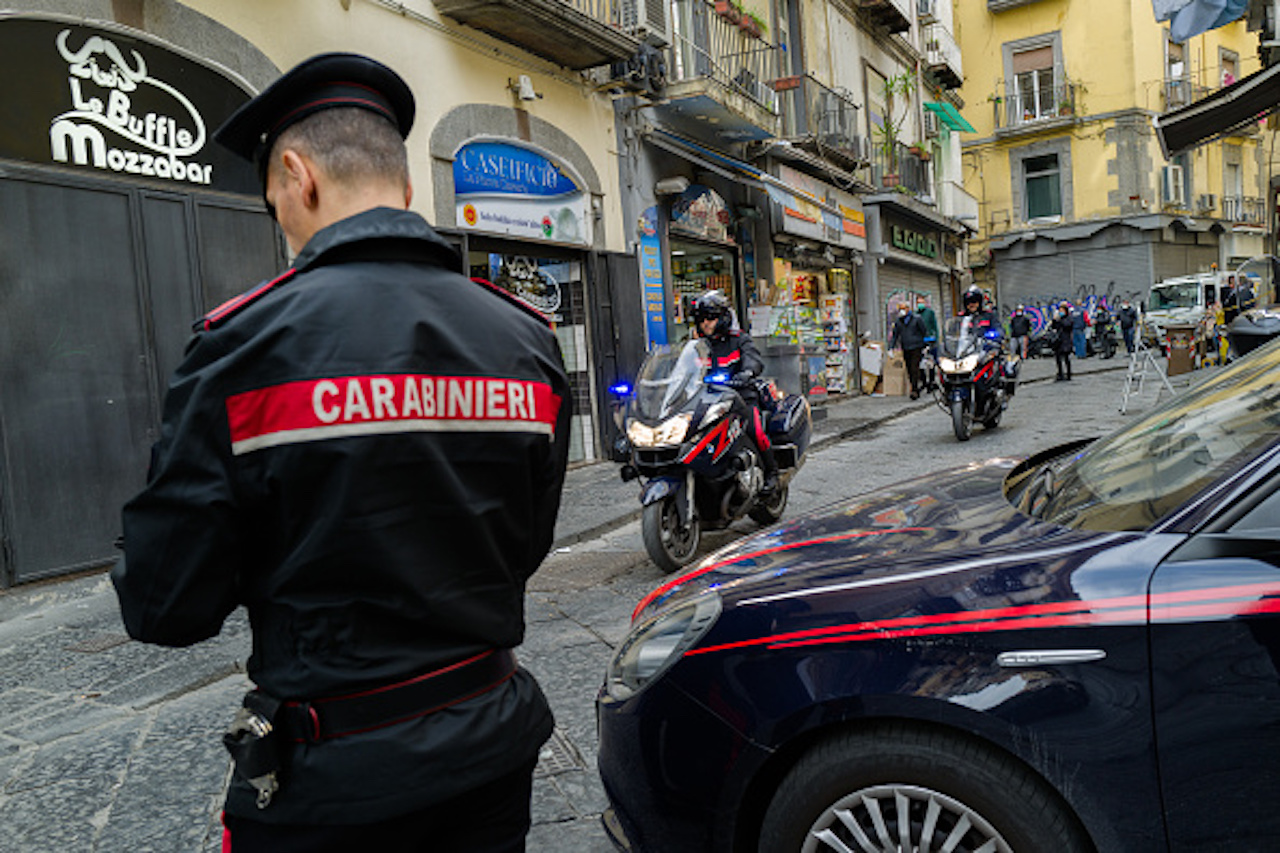 Rissa per la gestione della pensione della suocera a Napoli (Getty) - meteoweek.com