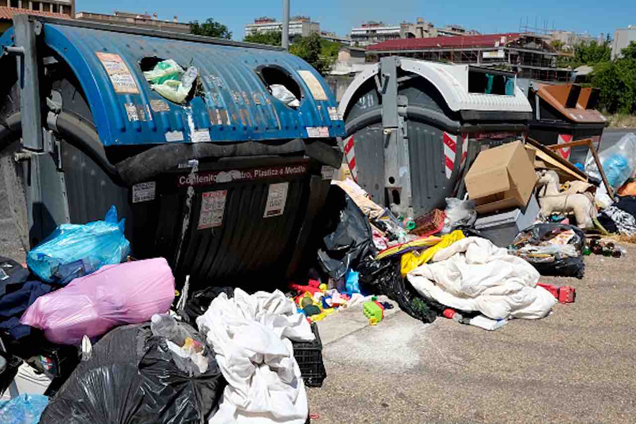 Traffico illecito di rifiuti tra Roma e Latina- 27 arresti (Getty) - meteoweek.com