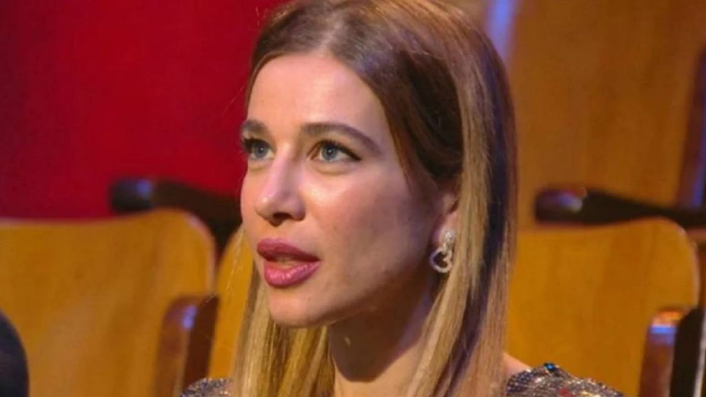 Clizia Incorvaia cambia look | Ancora più bella per Paolo Ciavarro [FOTO]