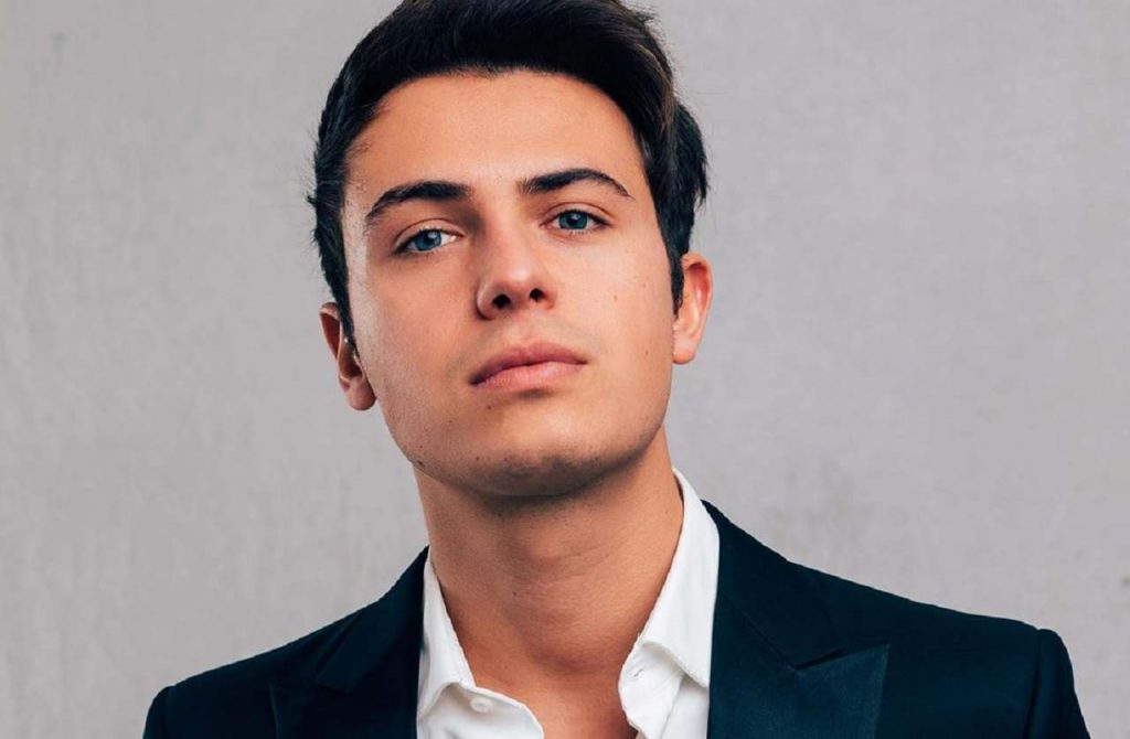 Federico Rossi dipendenza dall’alcool | Il drammatico segreto del fidanzato di Paola Di Benedetto