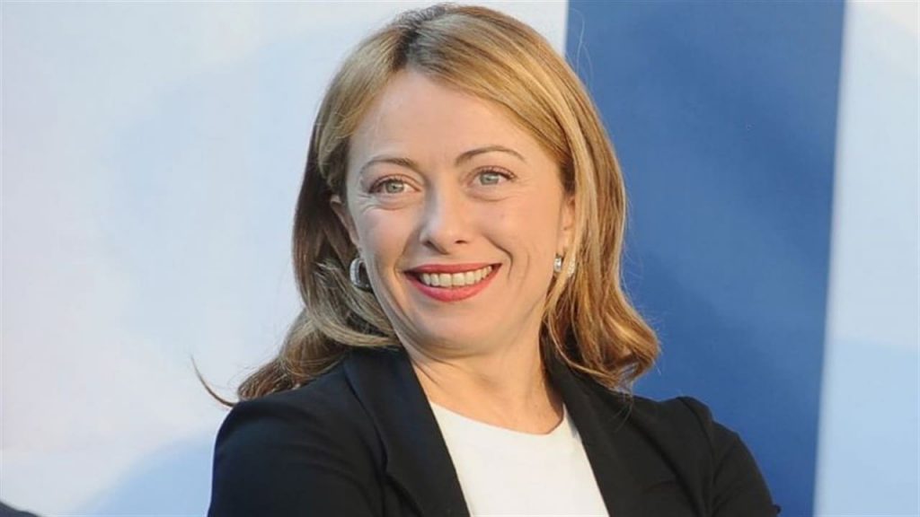 Giorgia Meloni, la ricordate come era agli esordi? Diversissima [FOTO]