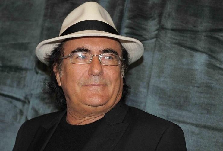 Albano Carrisi sopraffatto dal dolore