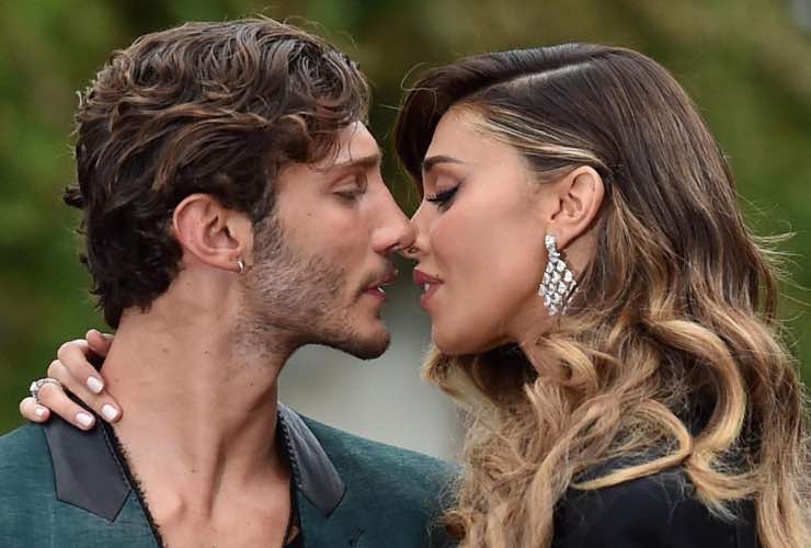 Belen Rodriguez e Stefano De Martino1 meteoweek.com