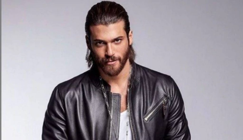 Can Yaman, avete mai visto la sua ex? Ecco chi è la modella [FOTO]