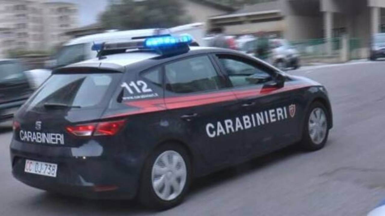 stalking carabinieri