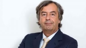 Consulenze d'oro, Burioni: basta con la tv, silenzio stampa fino all'autunno