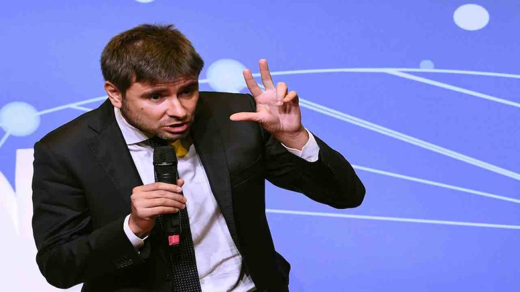 Movimento 5 Stelle: Di Battista ad un passo dalla scissione