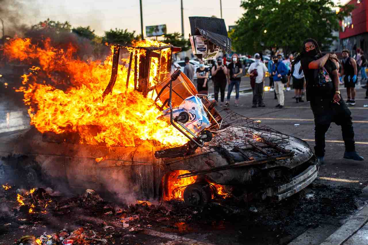 disordini manifestazione