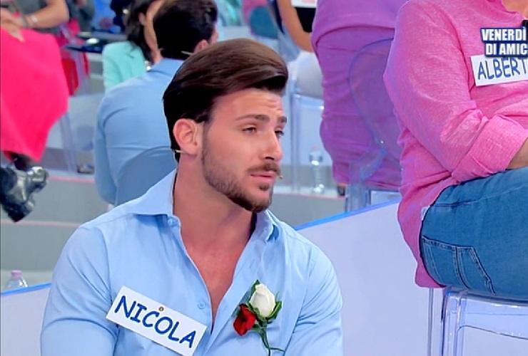 Gianni Sperti nei guai per Nicola