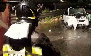 Incidente Tuscolana auto contro muro