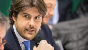 Buffagni (M5S)attacca Salvini: il 2 giugno il "patriota" non festeggiava....Così il viceministro allo Sviluppo economico pubblica su fb un tweet di Salvini del 2013