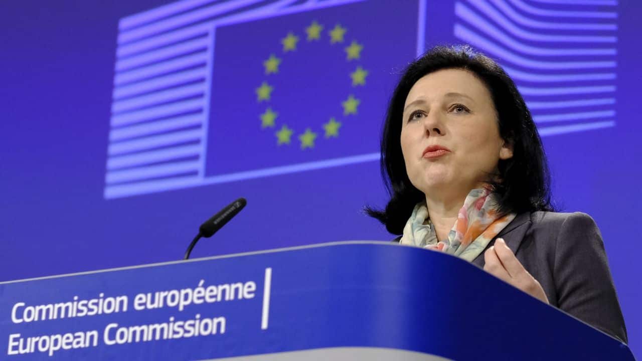 Vera Jourova - Ue accusa Cine a Russia