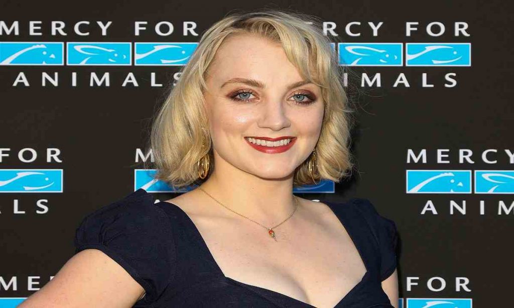 J.K. Rowling | Evanna Lynch difende i tweet trans-fobici della scrittrice