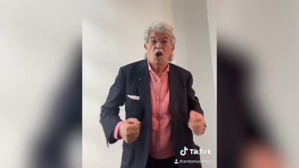 Antonio Razzi sbarca su TikTok: il balletto del 72enne è virale [VIDEO]