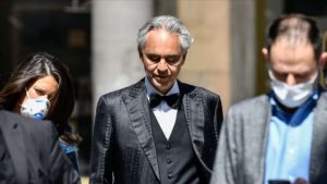 Andrea Bocelli trasgredisce lockdown