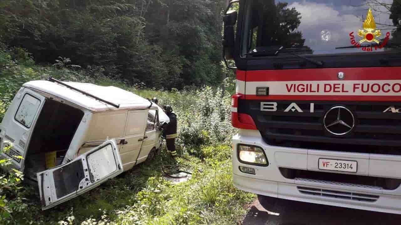 Cornuda - caccia al camion pirata