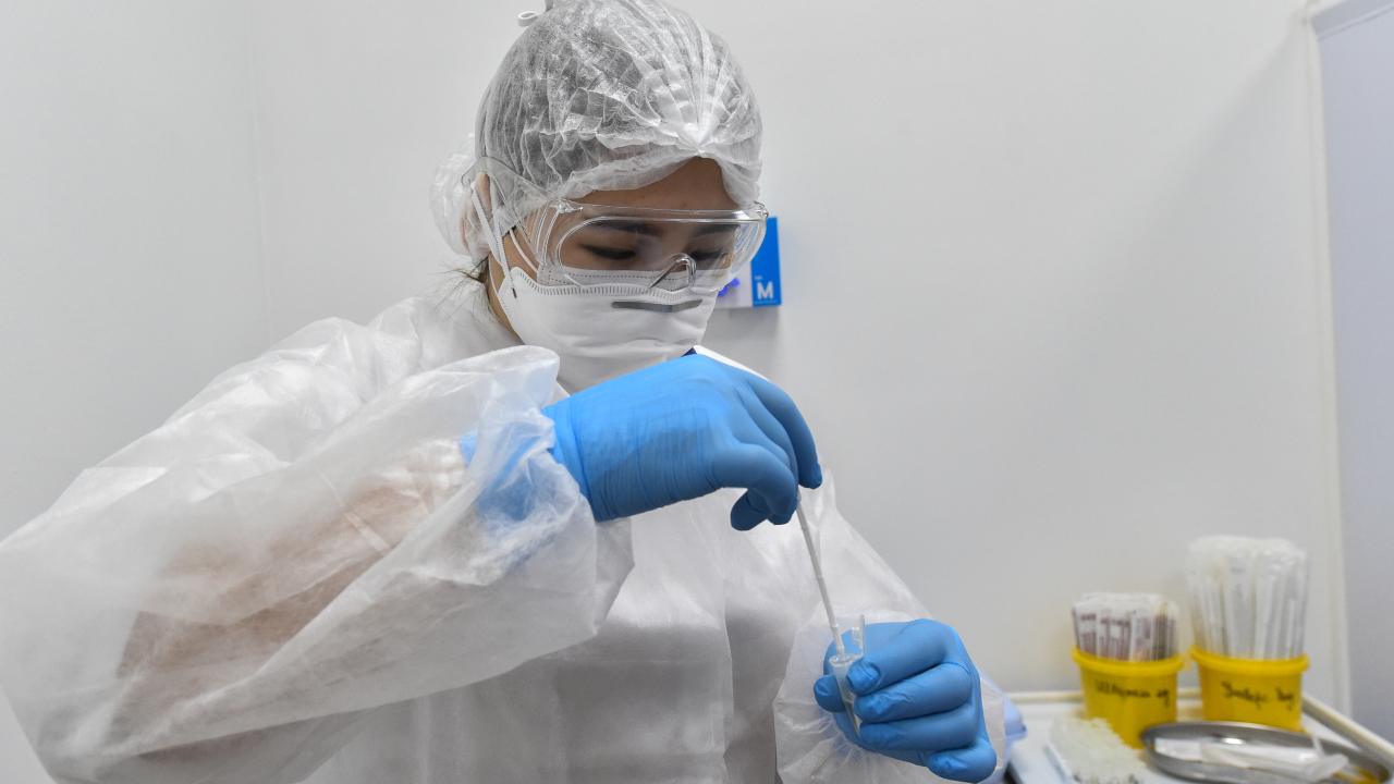 Salgono i contagi covid in Puglia: 33 nuovi casi. Sedici individuati nel Barese Salgono i contagi covid in Puglia: 33 nuovi casi. Sedici individuati nel Barese