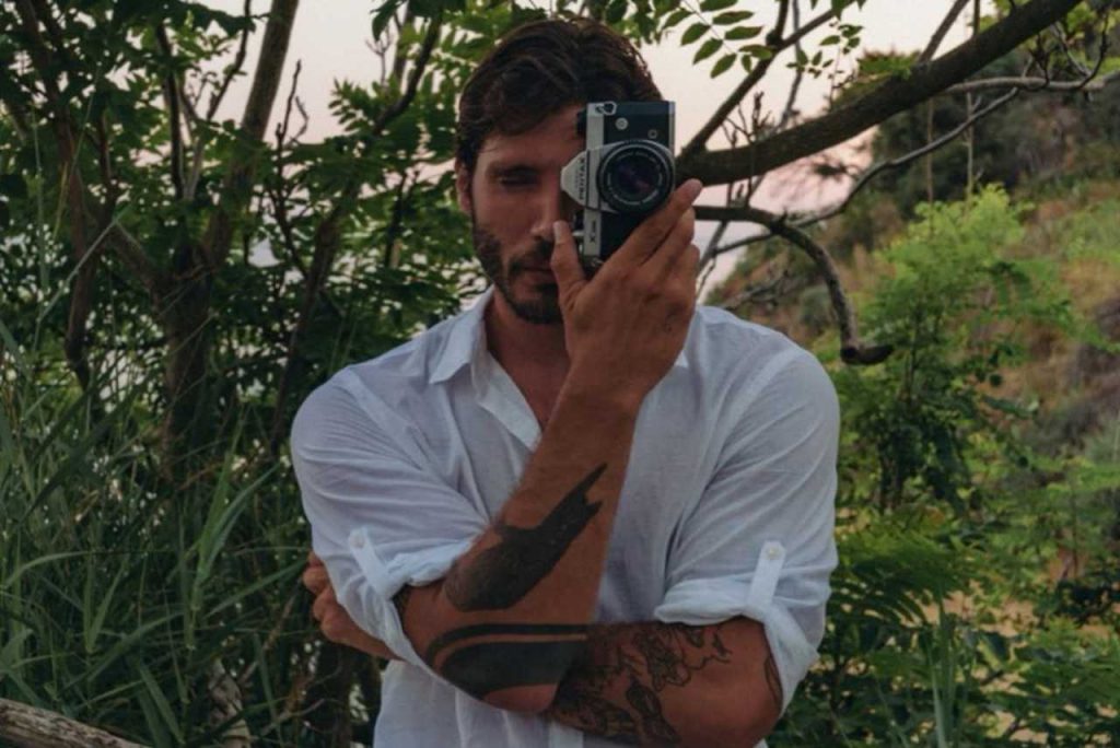 Stefano De Martino in guerra con i Rodriguez | L’affronto di mamma Veronica