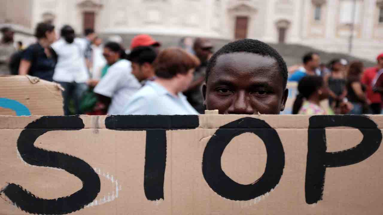 Stop al razzismo - Meteoweek.com