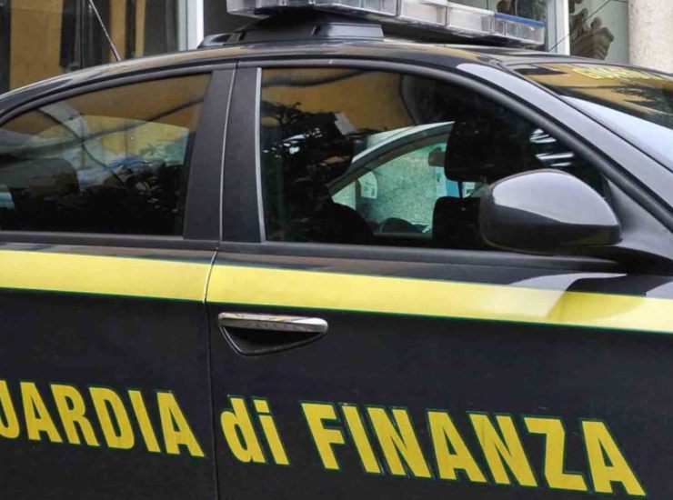 Svuotavano conti di aziende in crisi: 8 imprenditori coinvolti