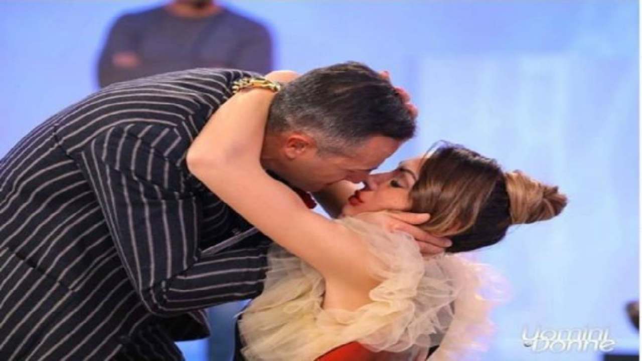 Ida Platano e Riccardo in crisi: arriva la conferma di lei
