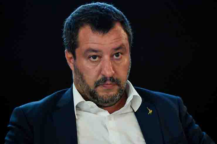 Matteo Salvini malagiustizia Lombardia Fontana camici Zingaretti