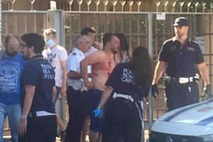 Maxi rissa tra stranieri Roma Cornelia