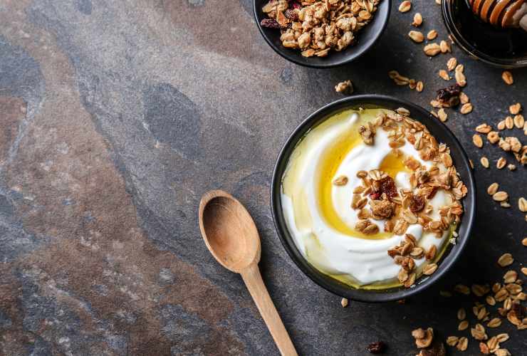 Yogurt e noci-meteoweek.com